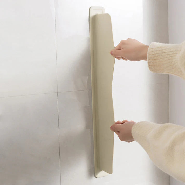 Silicone Kitchen Splash Guard with Integrated Suction Cup